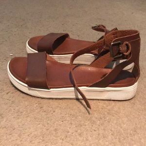 Mia Ellen sandals